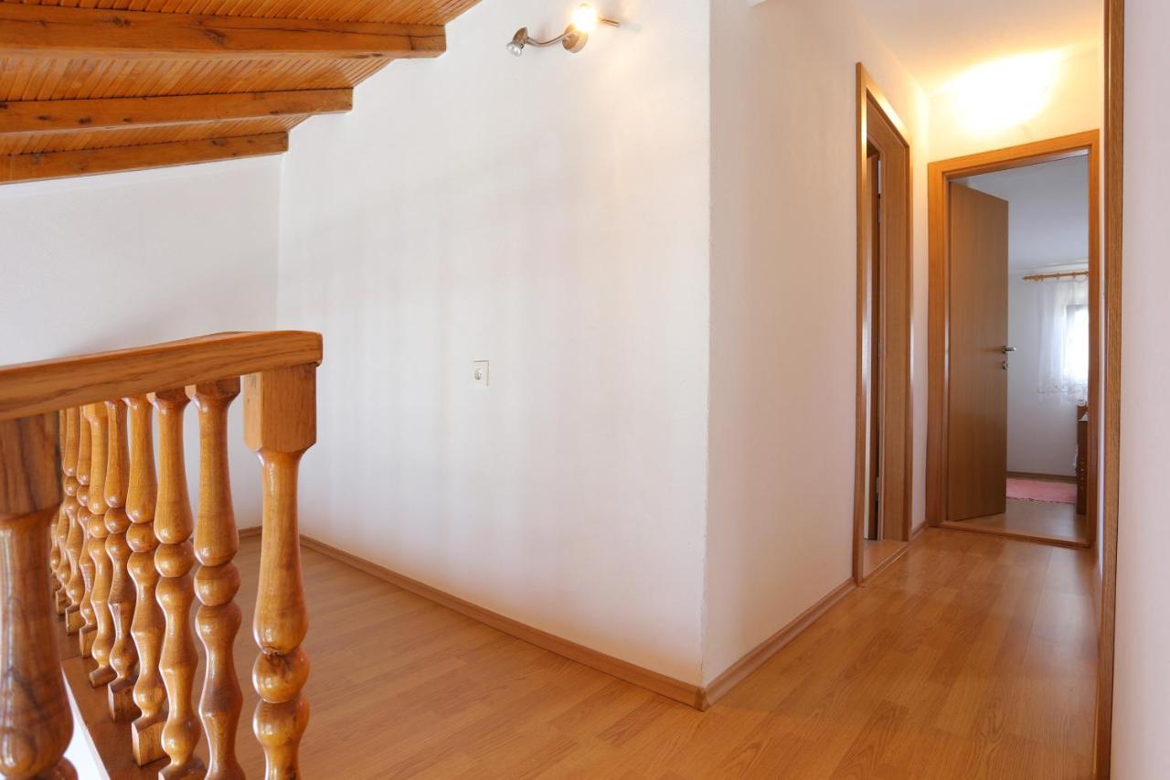 Apartments By The Sea Okrug Donji, Ciovo - 16657 Donji Okrug  Exterior foto
