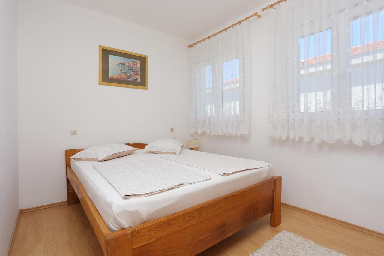 Apartments By The Sea Okrug Donji, Ciovo - 16657 Donji Okrug  Exterior foto