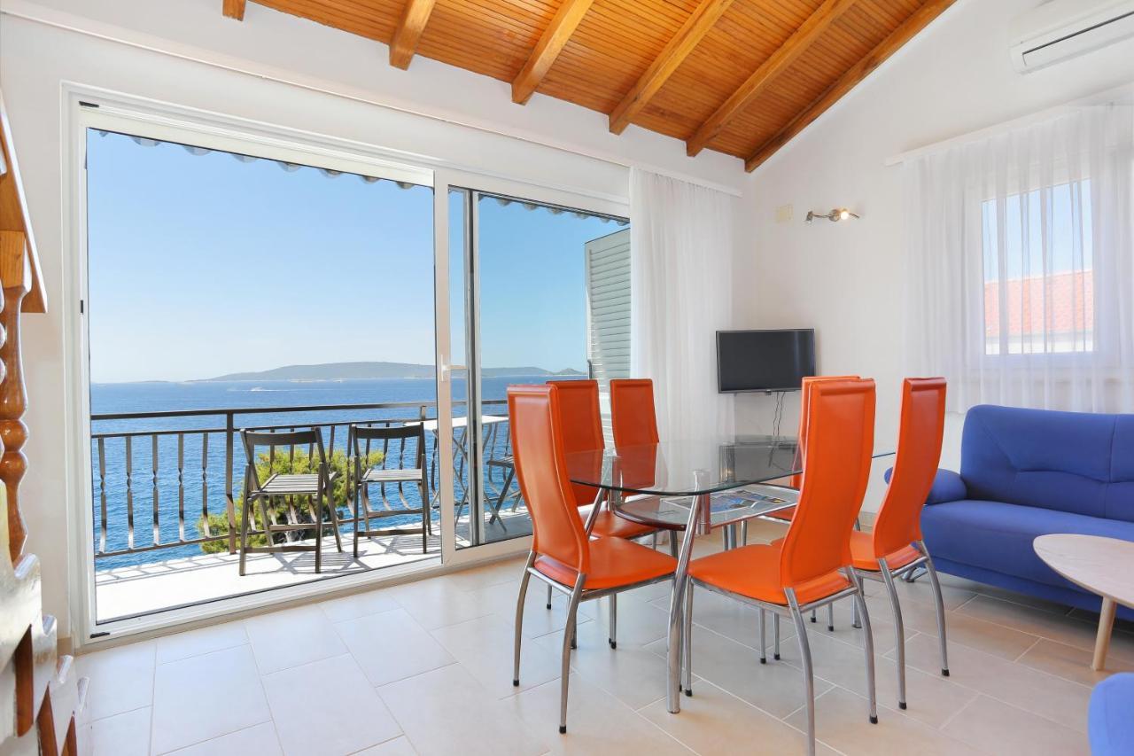 Apartments By The Sea Okrug Donji, Ciovo - 16657 Donji Okrug  Exterior foto